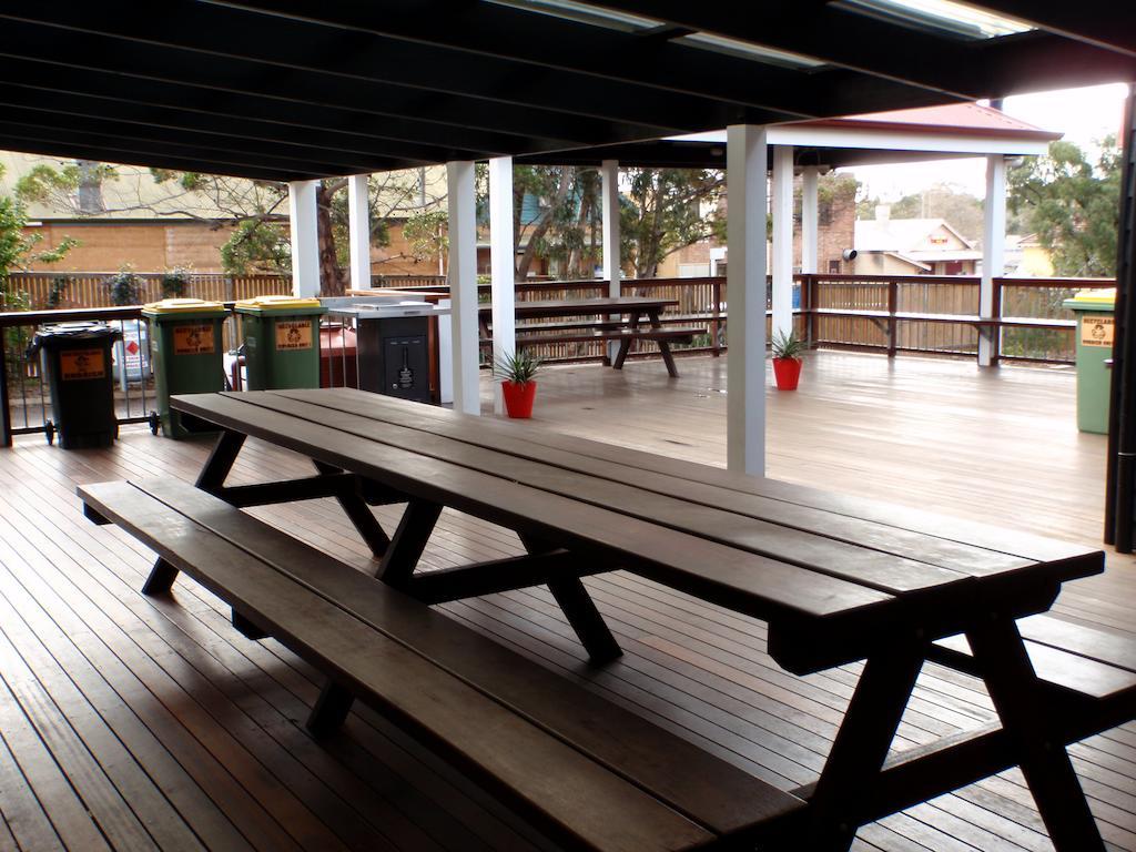 Хостел Margaret River Backpackers Yha Екстер'єр фото