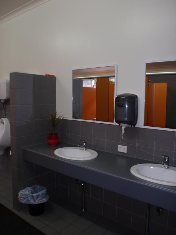 Хостел Margaret River Backpackers Yha Екстер'єр фото