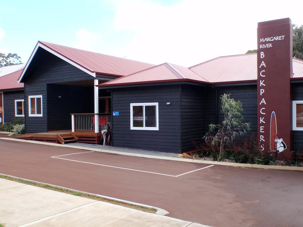 Хостел Margaret River Backpackers Yha Екстер'єр фото