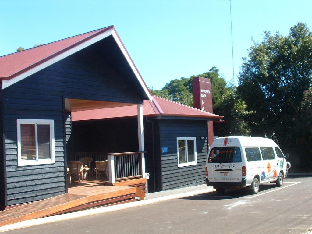Хостел Margaret River Backpackers Yha Екстер'єр фото